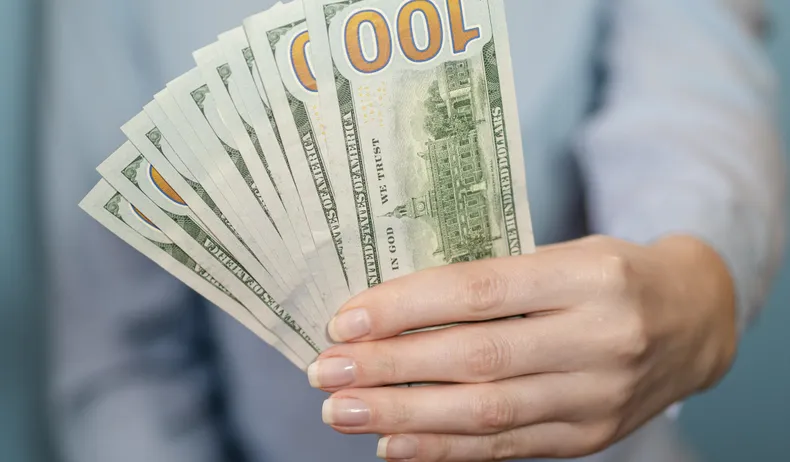 dolar-blue-billetes-divisas-dolares