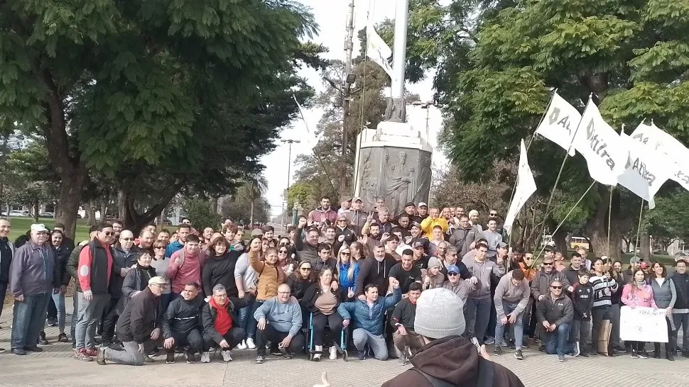 sancor_trabajadores_plaza.jpg_1225247667