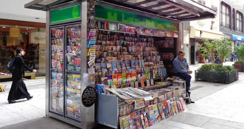 puesto-diarios-quiosco-kiosco-parada