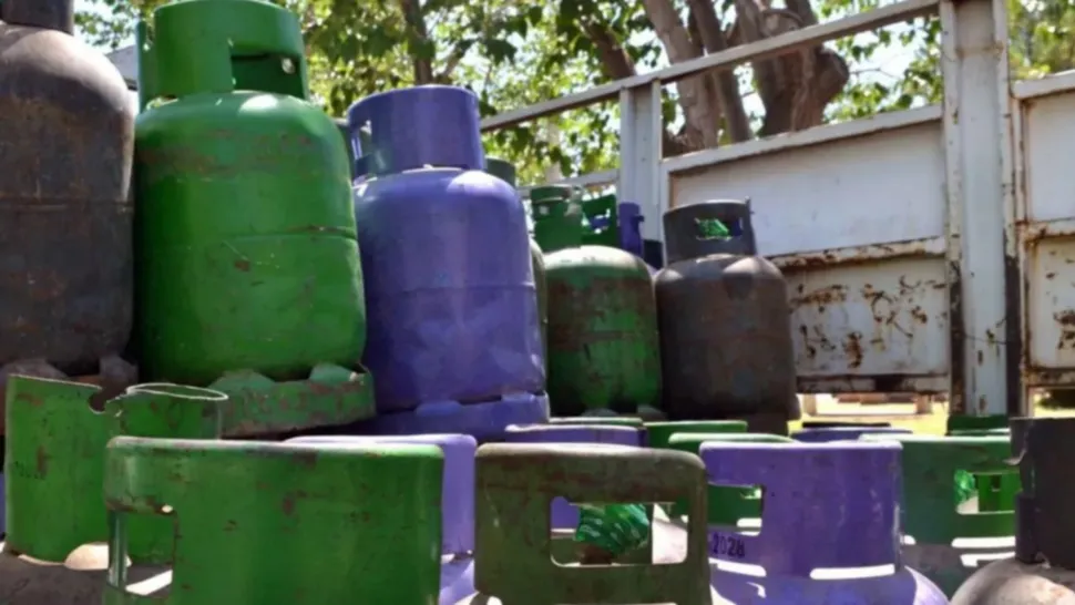 garrafas_con_cuenta_dni_1