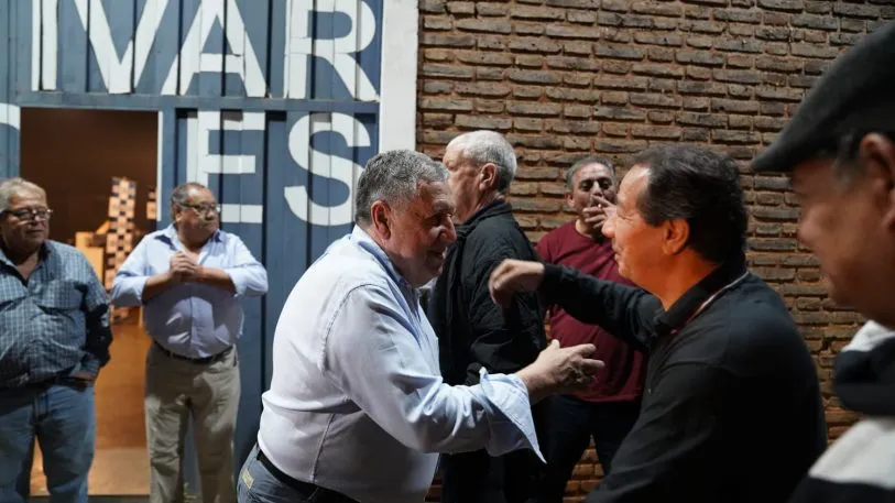 Ramon-Puerta-presento-en-Apostoles-los-ejes-de-su-campana-ante-un-centenar-de-vecinos-1-813x457